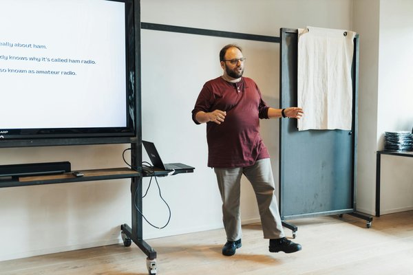 Unlocking success: the crucial role of uk business services for aspiring entrepreneurs