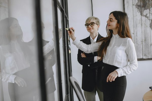 What Are the Latest Trends Shaping UK Business Strategies?